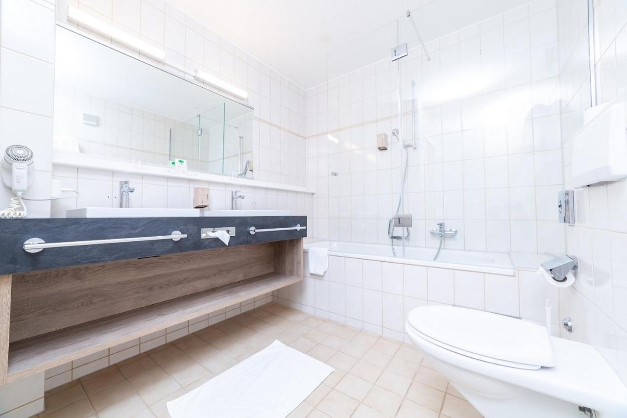 Hotel Alfa Birsfelden Kültér fotó