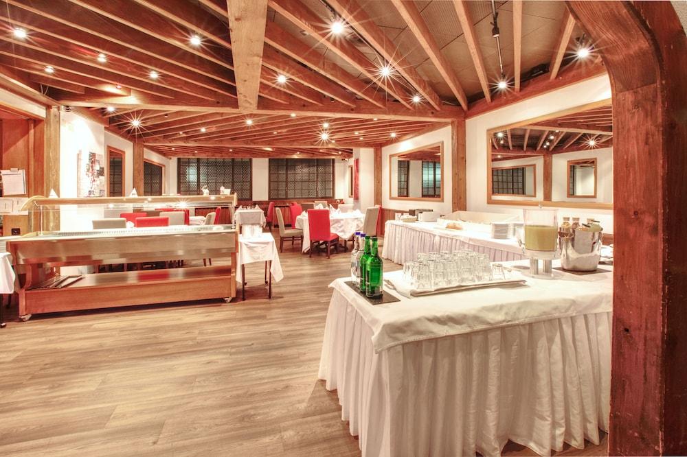 Hotel Alfa Birsfelden Kültér fotó