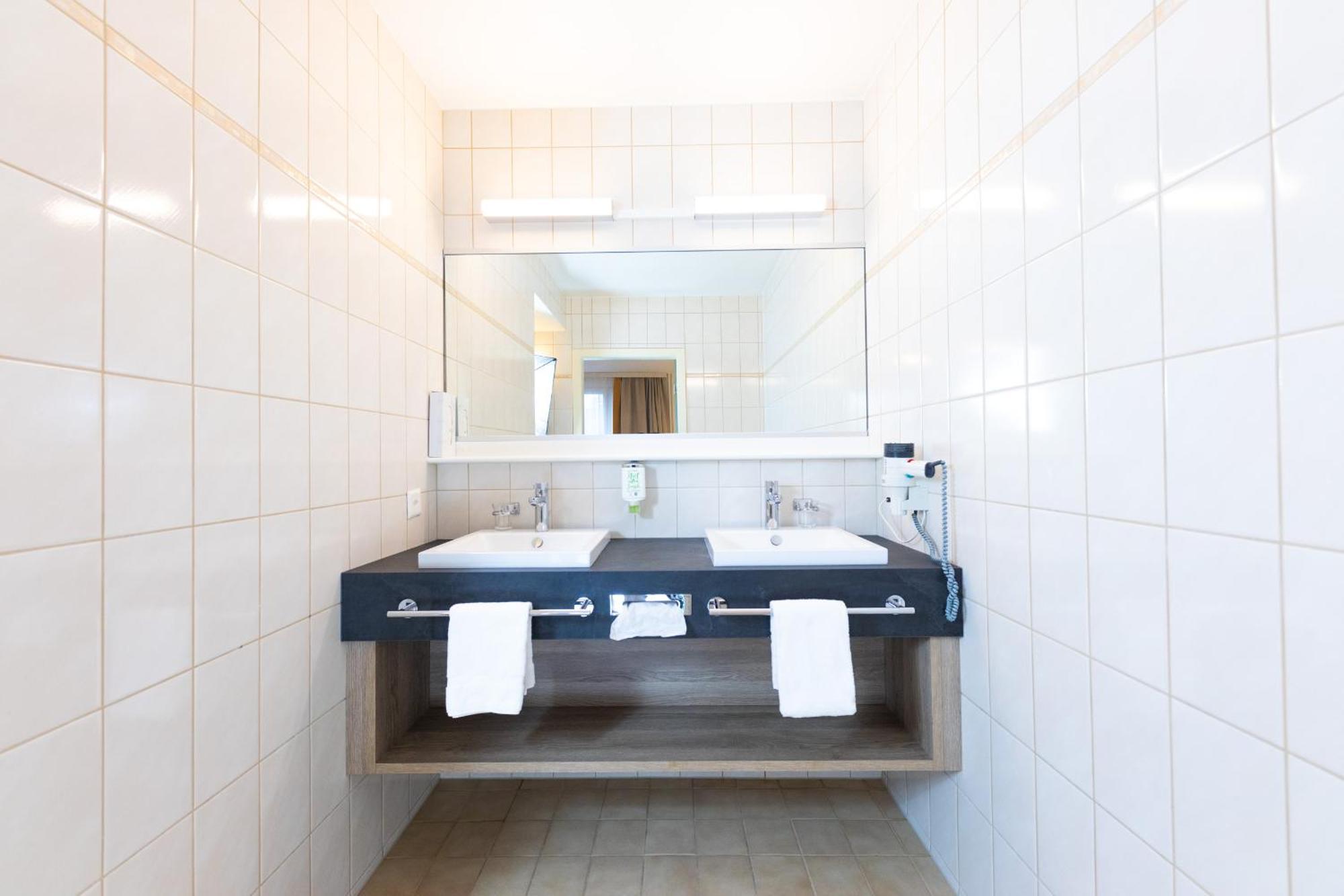 Hotel Alfa Birsfelden Kültér fotó